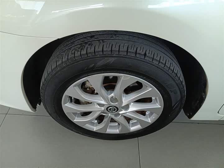 Фото 22 - Nissan Sylphy