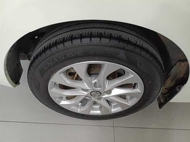 Фото 25 - Nissan Sylphy