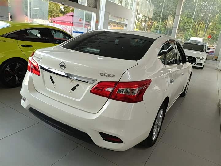Фото 7 - Nissan Sylphy