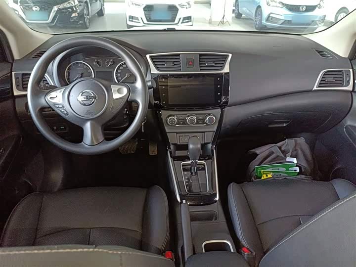 Фото 9 - Nissan Sylphy