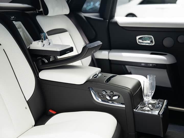 Фото 11 - Rolls-Royce Ghost