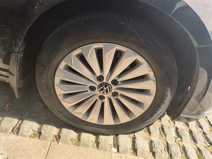 Фото 31 - Volkswagen Lavida