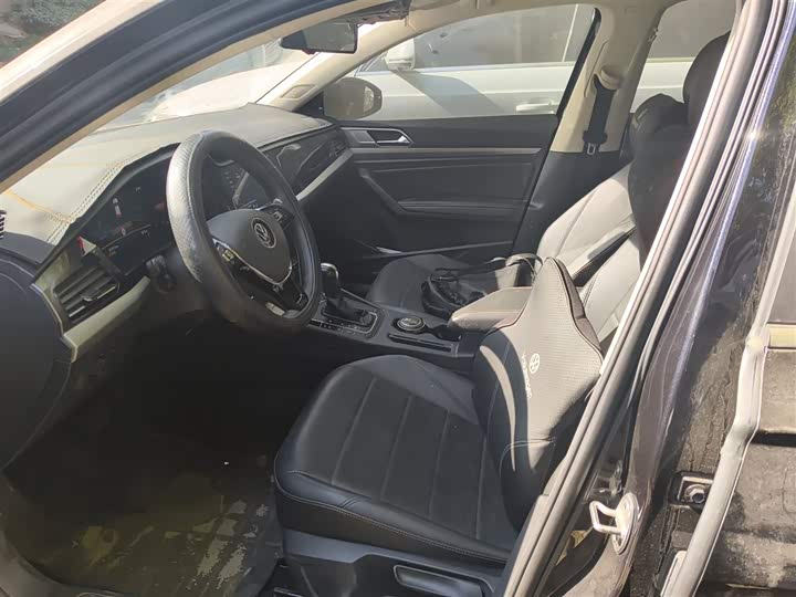 Фото 8 - Volkswagen Lavida