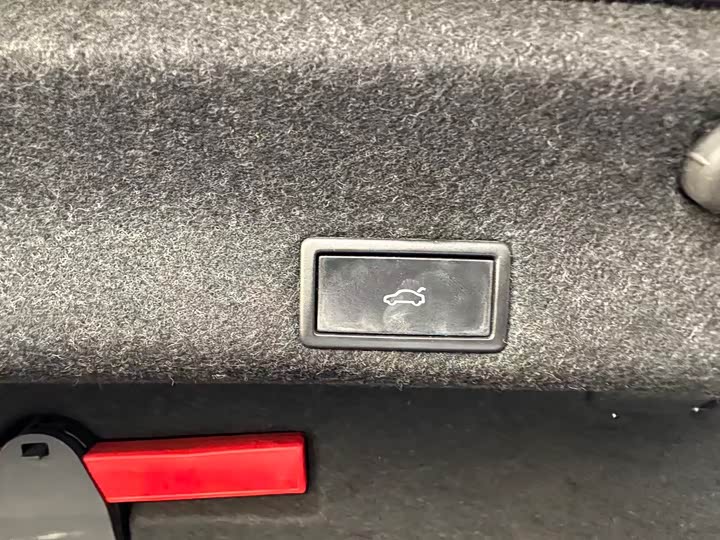 Фото 10 - Volkswagen Magotan GTE Hybrid