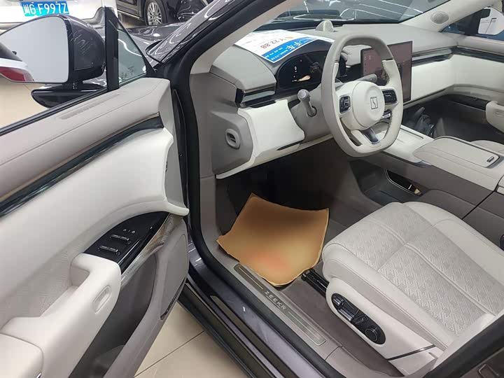 Фото 16 - Zeekr 7X