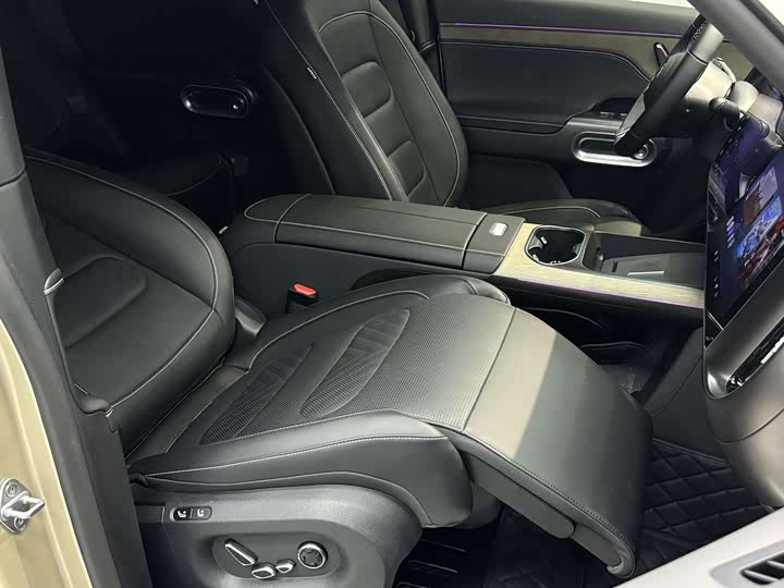 Фото 13 - Smart #5