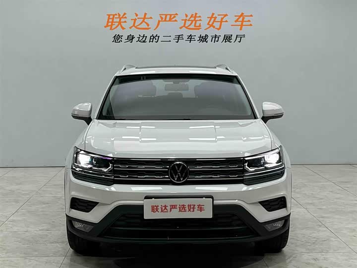 Фото 21 - Volkswagen Tharu