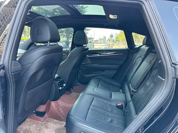 Фото 6 - BMW 6 Series GT