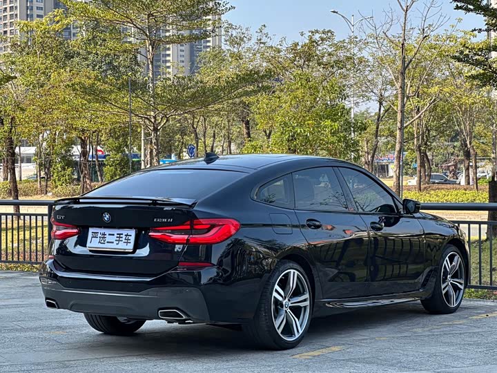 Фото 9 - BMW 6 Series GT