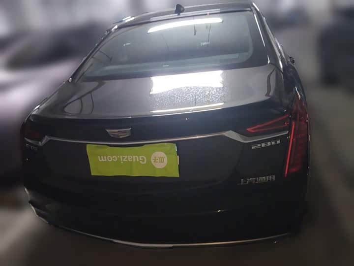 Фото 28 - Cadillac CT6