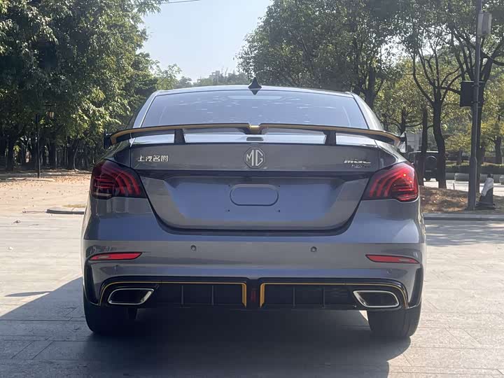 Фото 10 - MG Motor 6