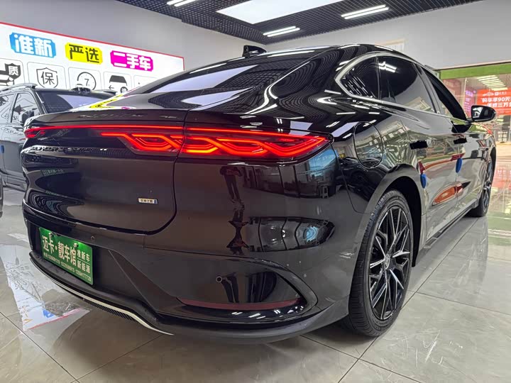 Фото 16 - BYD Han