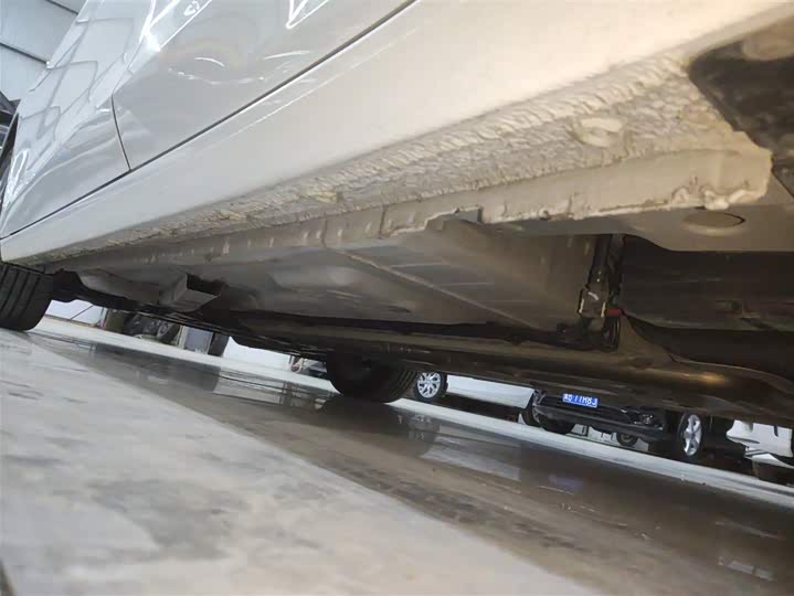 Фото 22 - Buick Verano