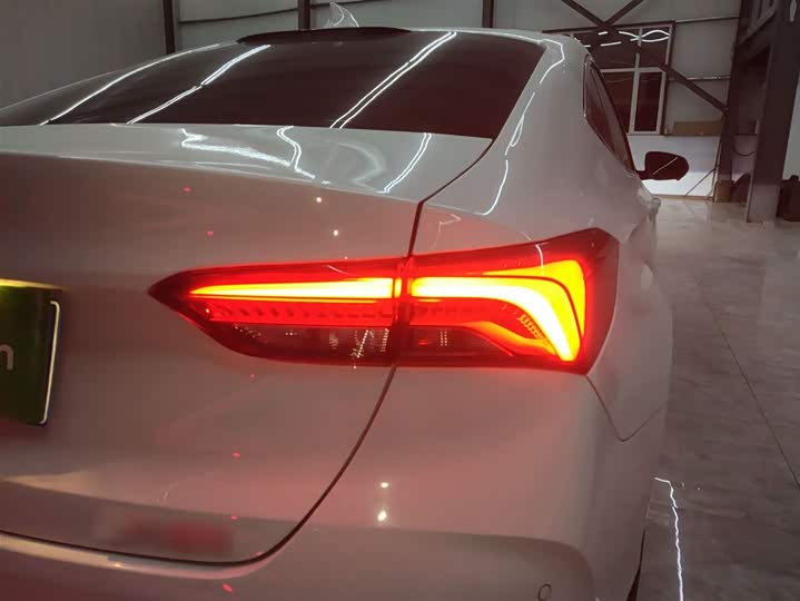 Фото 8 - Buick Verano