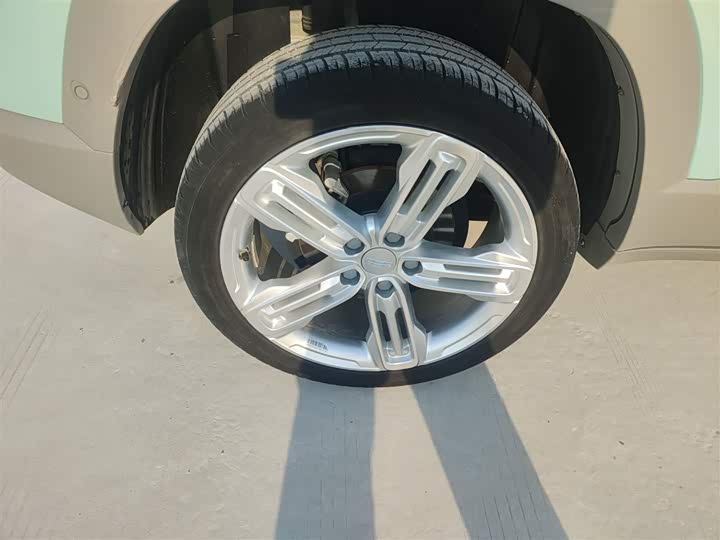 Фото 26 - Geely Icon