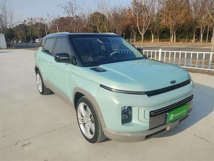 Фото 4 - Geely Icon