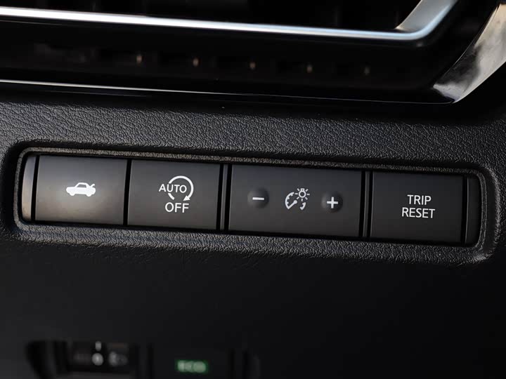 Фото 16 - Nissan Teana