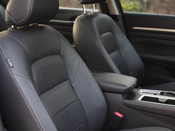 Фото 26 - Nissan Teana