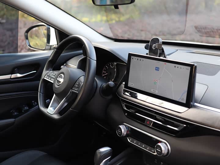 Фото 28 - Nissan Teana