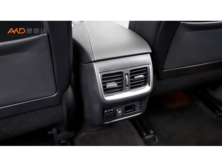 Фото 9 - Infiniti QX50