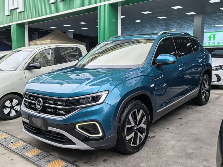 Фото 1 - Volkswagen Tayron