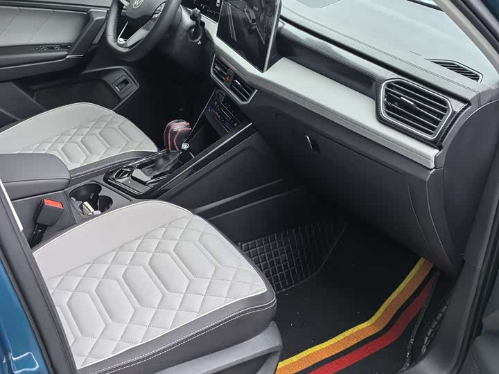 Фото 19 - Volkswagen Tayron