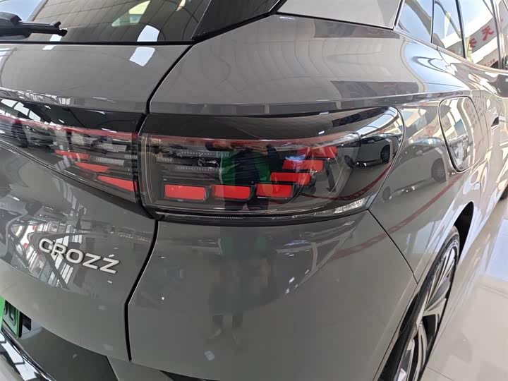 Фото 8 - Volkswagen ID.4 Crozz