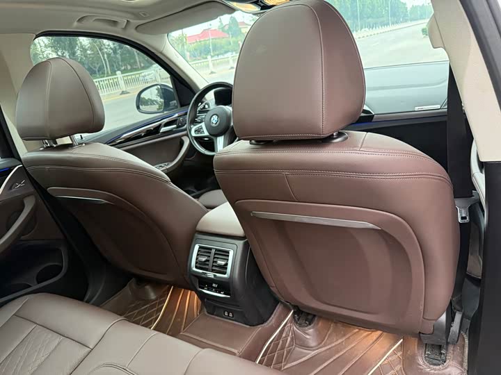 Фото 13 - BMW X3