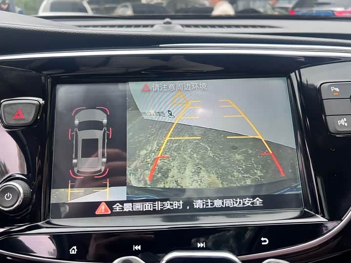 Фото 14 - Buick Envision Plus