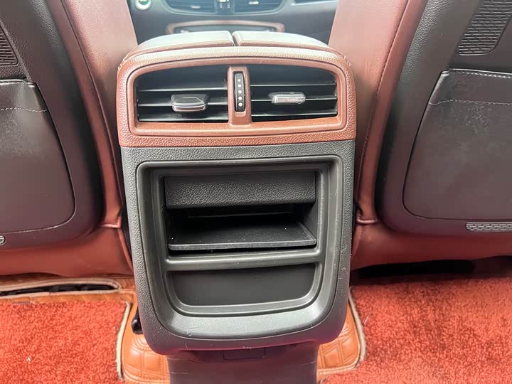 Фото 17 - Buick Envision Plus