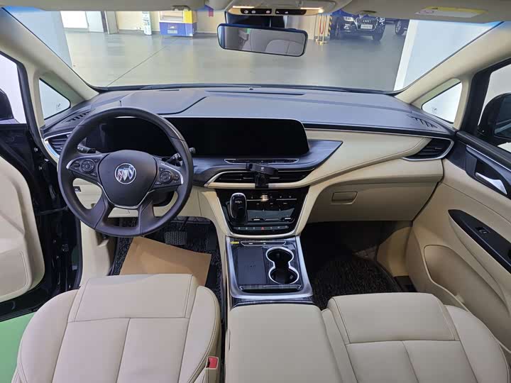 Фото 11 - Buick GL8 ES