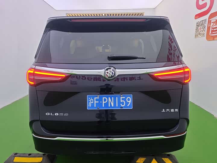 Фото 5 - Buick GL8 ES