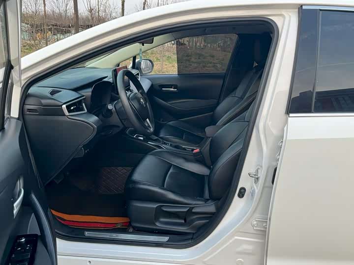 Фото 7 - Toyota Allion