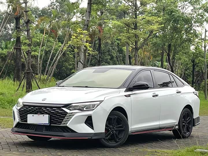 Фото 1 - Dongfeng Aeolus Yixuan Max