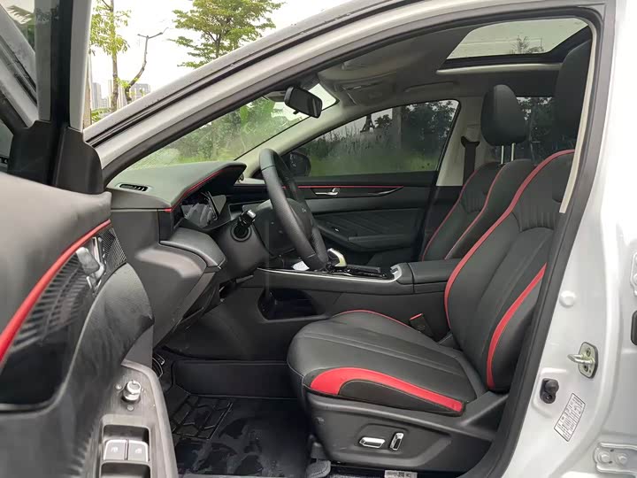 Фото 9 - Dongfeng Aeolus Yixuan Max