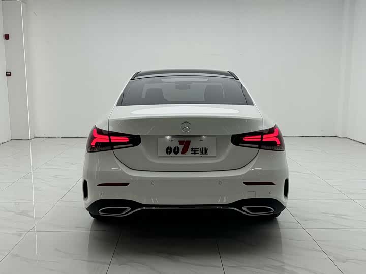 Фото 8 - Mercedes-Benz A-Class