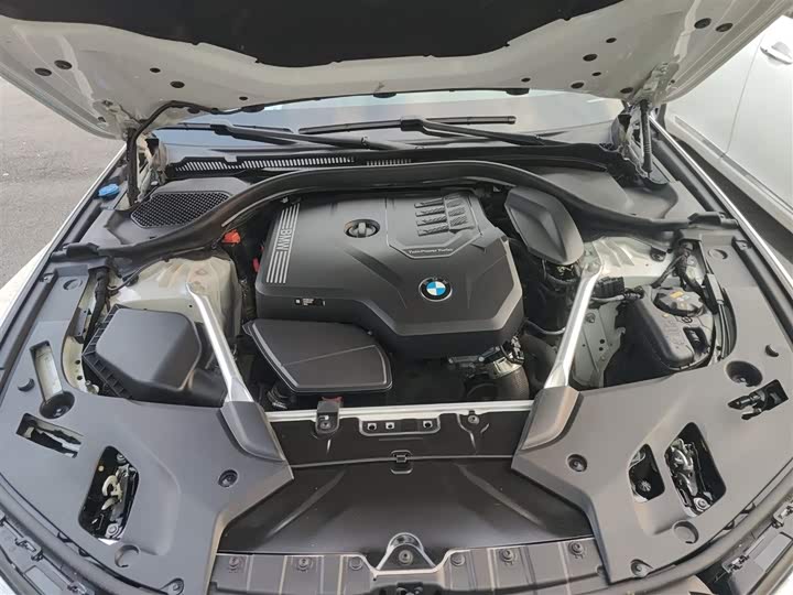 Фото 19 - BMW 5 Series