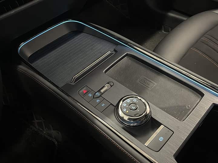 Фото 19 - Ford Mondeo