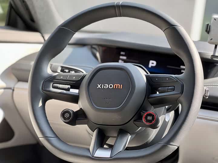 Фото 12 - Xiaomi SU7