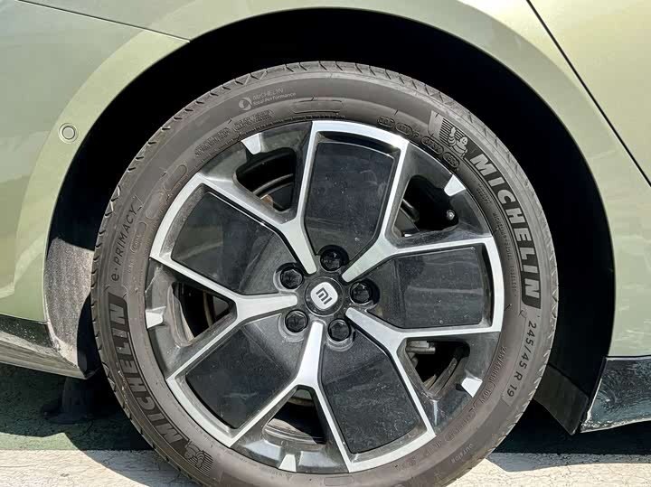 Фото 20 - Xiaomi SU7