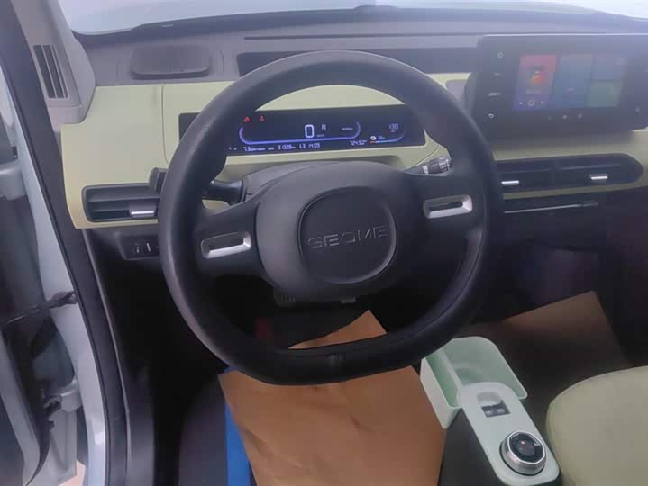 Фото 15 - Geely Galaxy Panda Mini