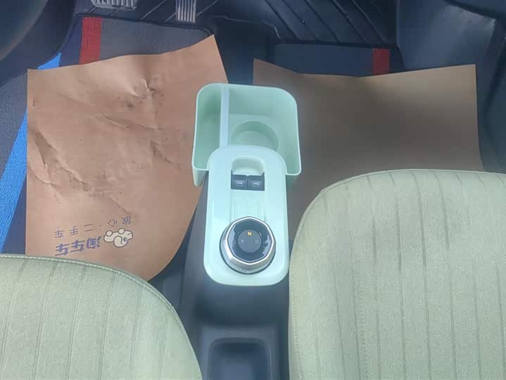 Фото 16 - Geely Galaxy Panda Mini