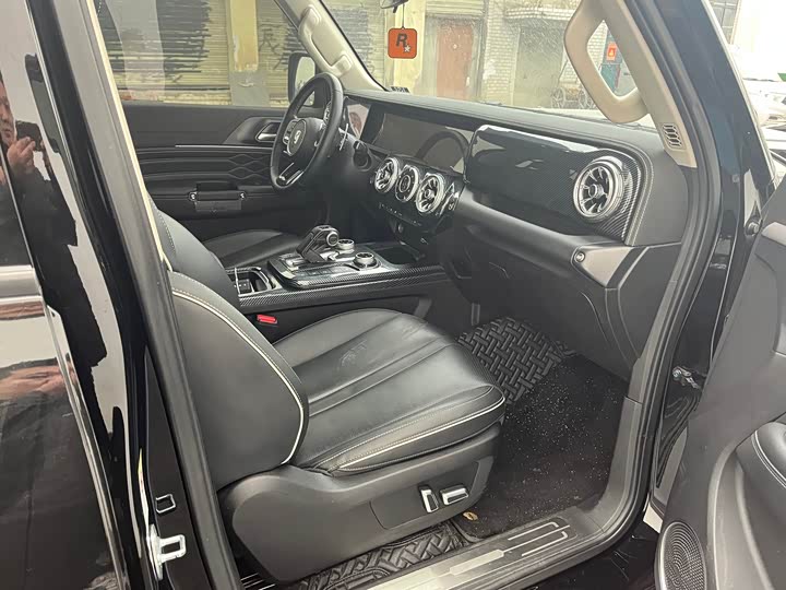 Фото 18 - Tank 300