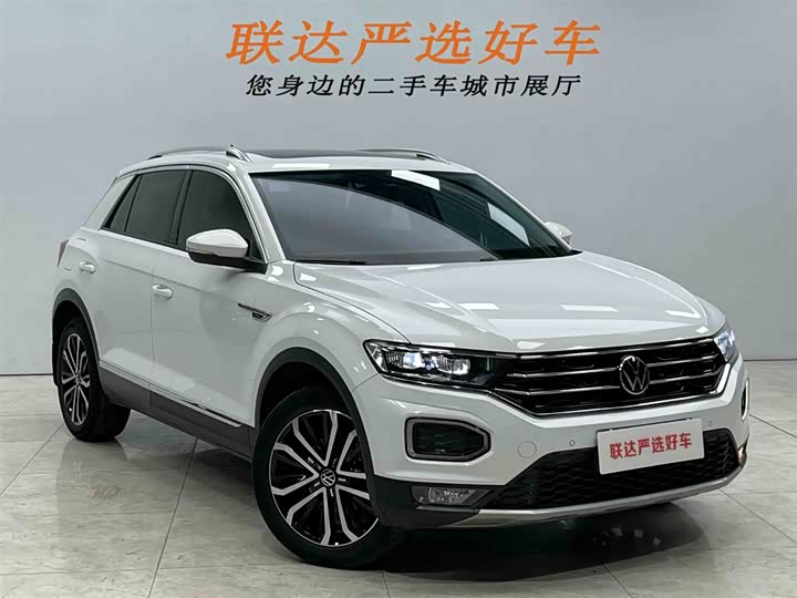 Фото 22 - Volkswagen T-Roc