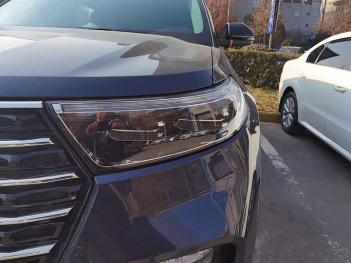 Фото 5 - Ford Explorer