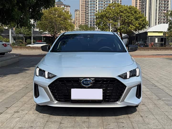 Фото 2 - GAC Trumpchi Empow R