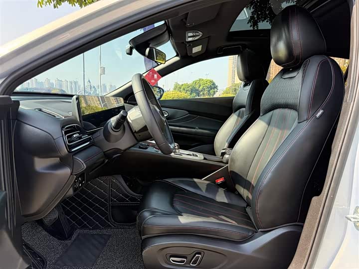 Фото 4 - GAC Trumpchi Empow R