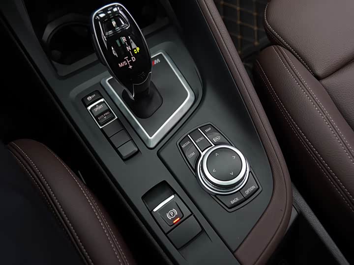 Фото 15 - BMW X1