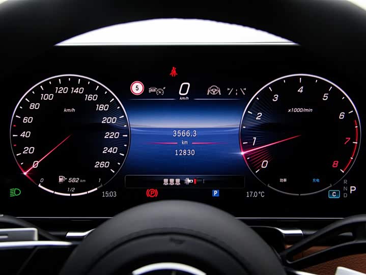 Фото 14 - Mercedes-Benz S-Class