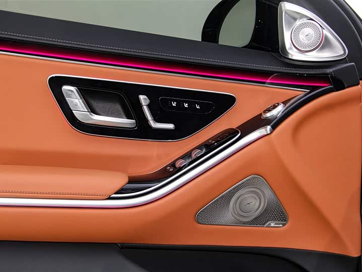 Фото 15 - Mercedes-Benz S-Class